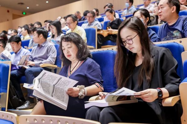 全市首个聚焦人工智能产业高起点发展的“双首席”培训在徐汇开班(图1)