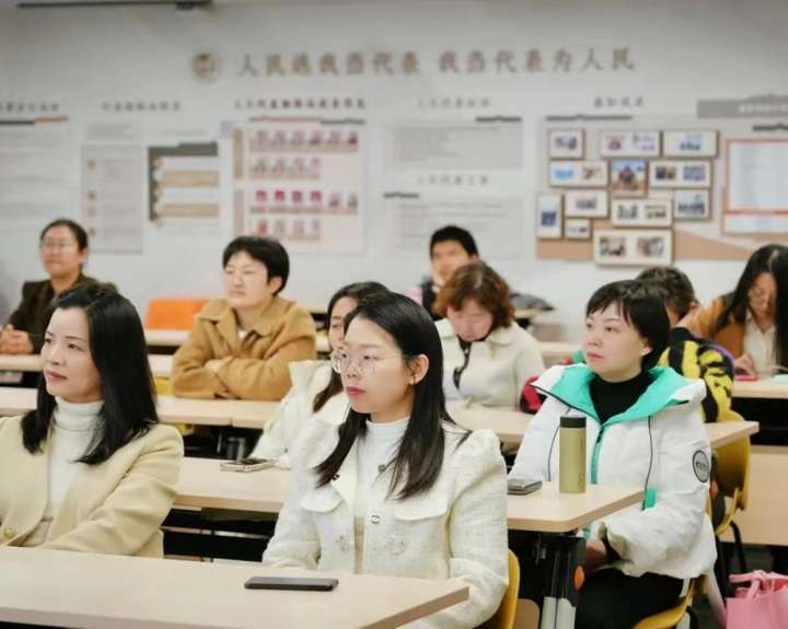自动自发家庭教育用公益沙龙开启中国家庭智慧养育之路(图3)