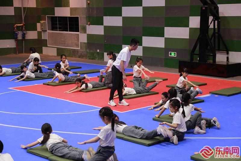 让思维在学科融合的益智课堂里拔节生长——2024年鼓二小教育集团共同体活动侧记(图6)