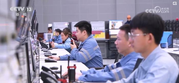 5512亿、424万亿……全民普惠性的5G建网彰显“中国力量”(图14) 5512亿、424万亿……全民普惠性的5G建网彰显“中国力量”(图14)