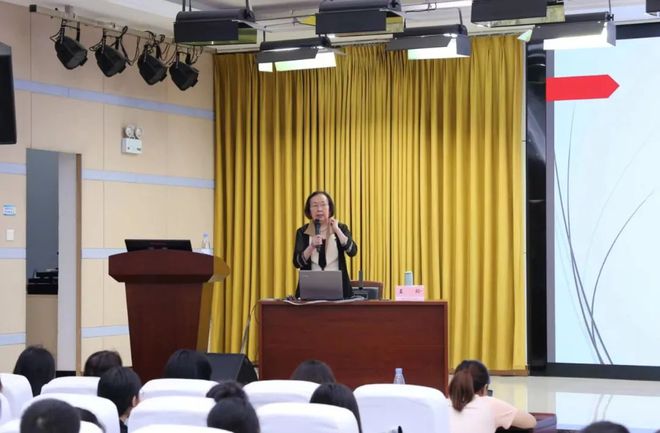 育骨干人才 促校家社高效协同|2024年万州区家庭教育种子教师专项培训完美收官(图4) 育骨干人才 促校家社高效协同|2024年万州区家庭教育种子教师专项培训完美收官(图4)