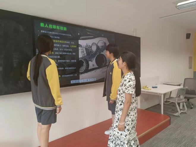 高一学子设计月球车?这所学校的科创教育不一般(图3) 高一学子设计月球车?这所学校的科创教育不一般(图3)